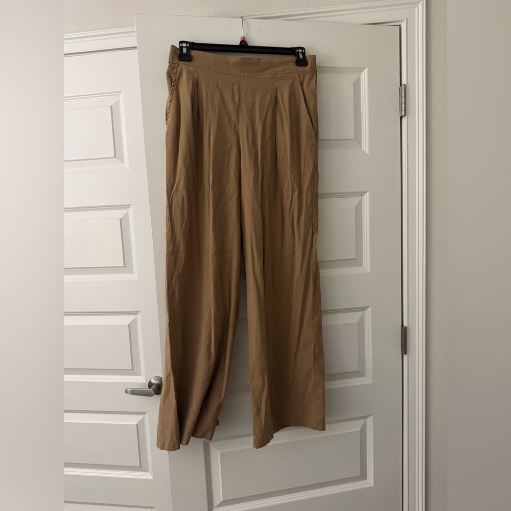 Max Studio Tan Women's Trousers